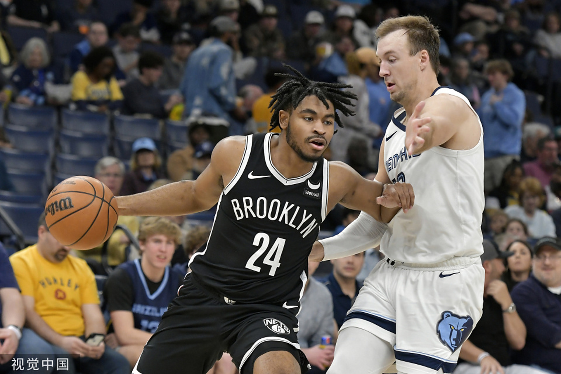 熊猫体育手机客户端-猛龙客场战胜篮网，继续领跑东部