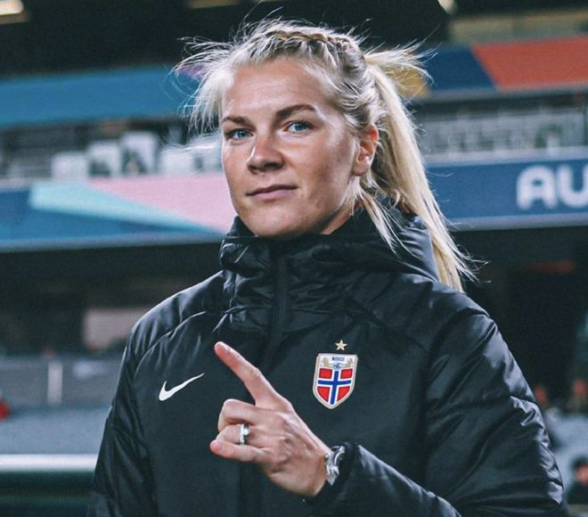 包含新主帅上任！新西兰女足备战全新气象的词条