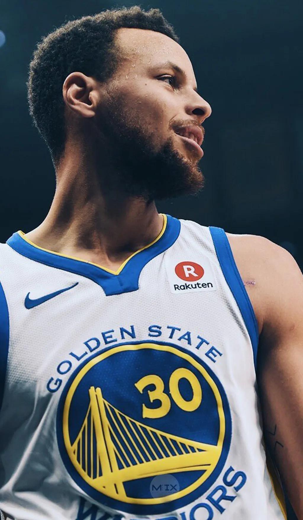 熊猫直播-勇士痛失快船，库里三分不中