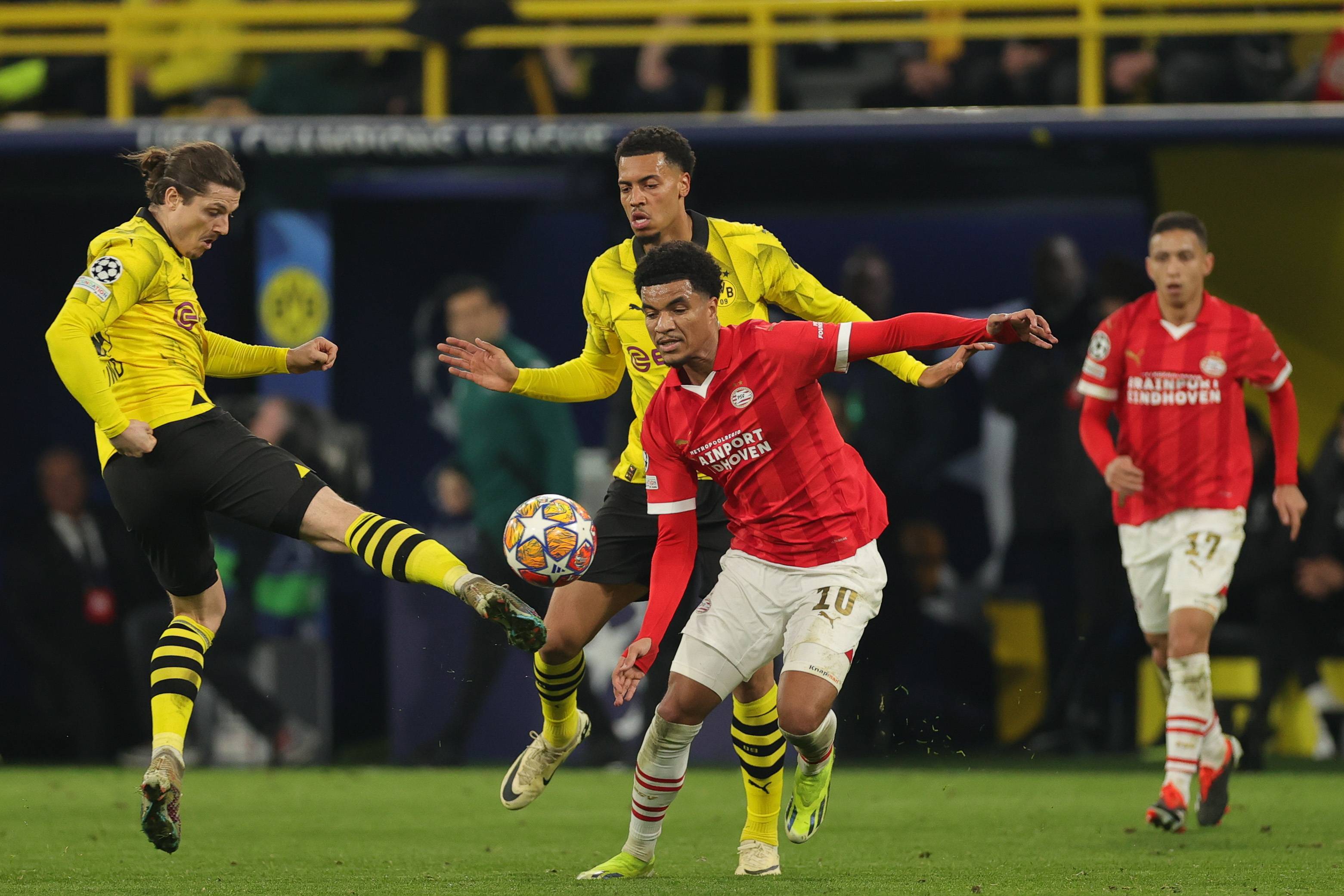 华沙军团再度获取胜利,晋级欧冠四强 华沙军团再度获取胜利,晋级欧冠四强