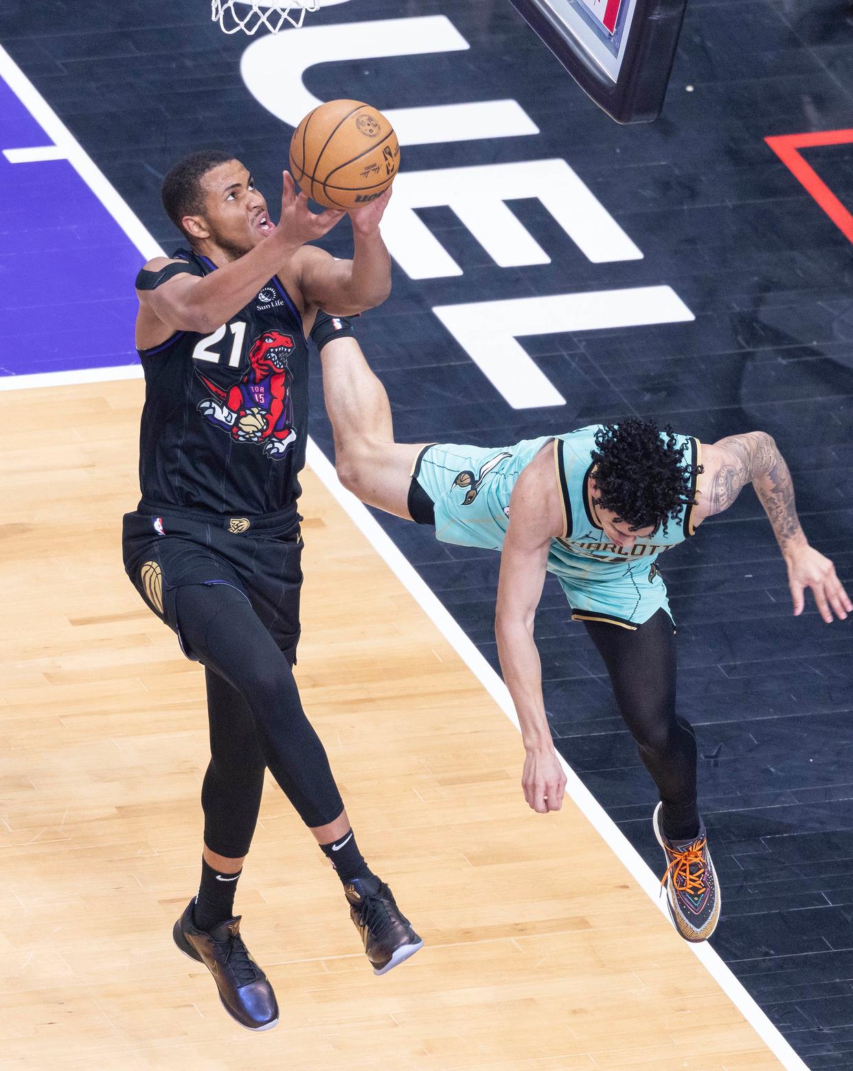 猛龙主场落败，球队赛程紧张