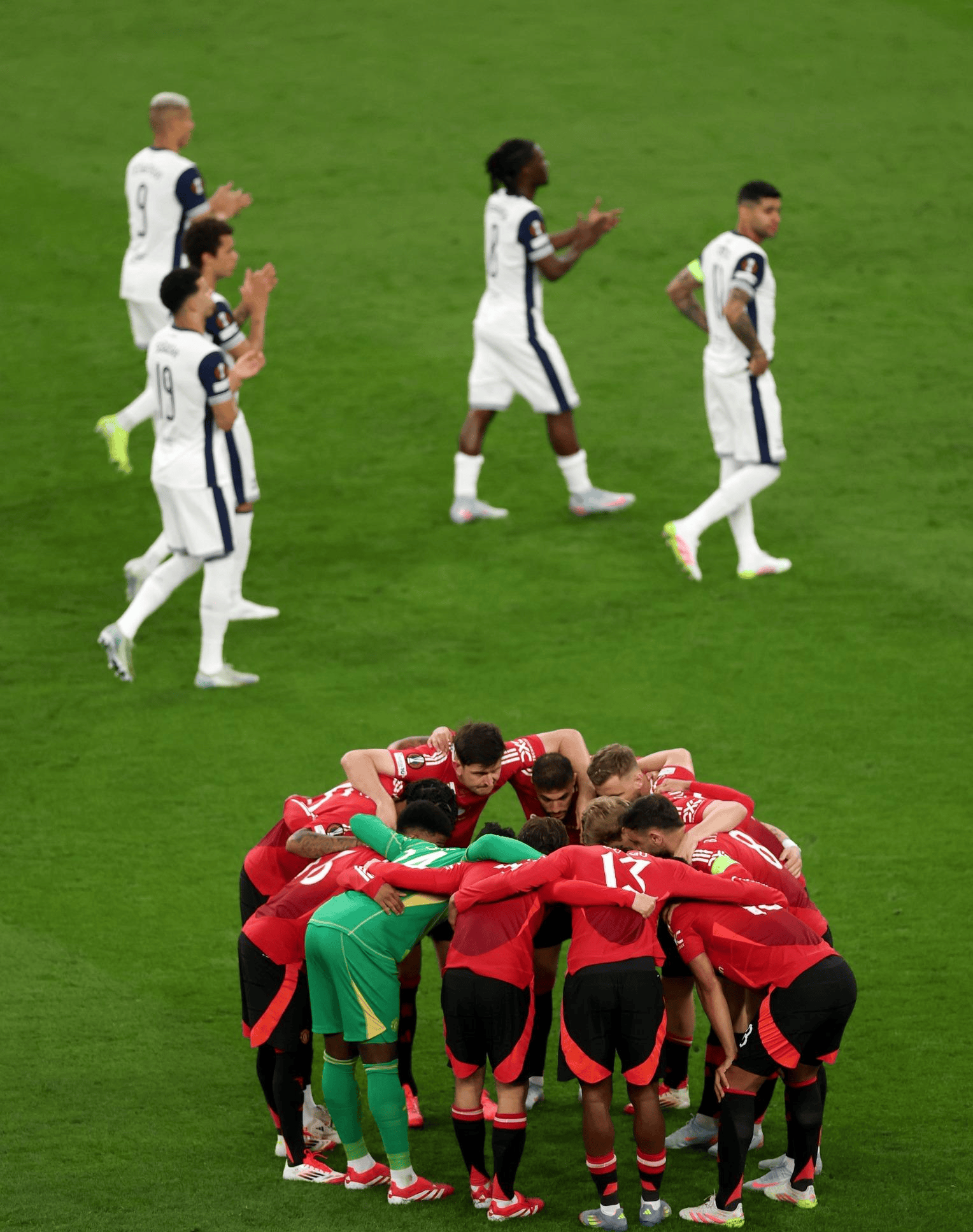 来自欧洲豪强的激烈对决，赛场热血沸腾！