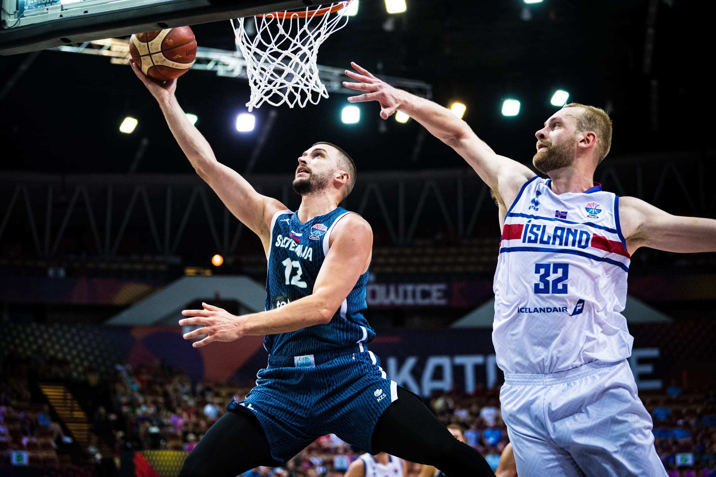 斯洛文尼亚取得关键胜利，欧洲杯预选赛形式喜人