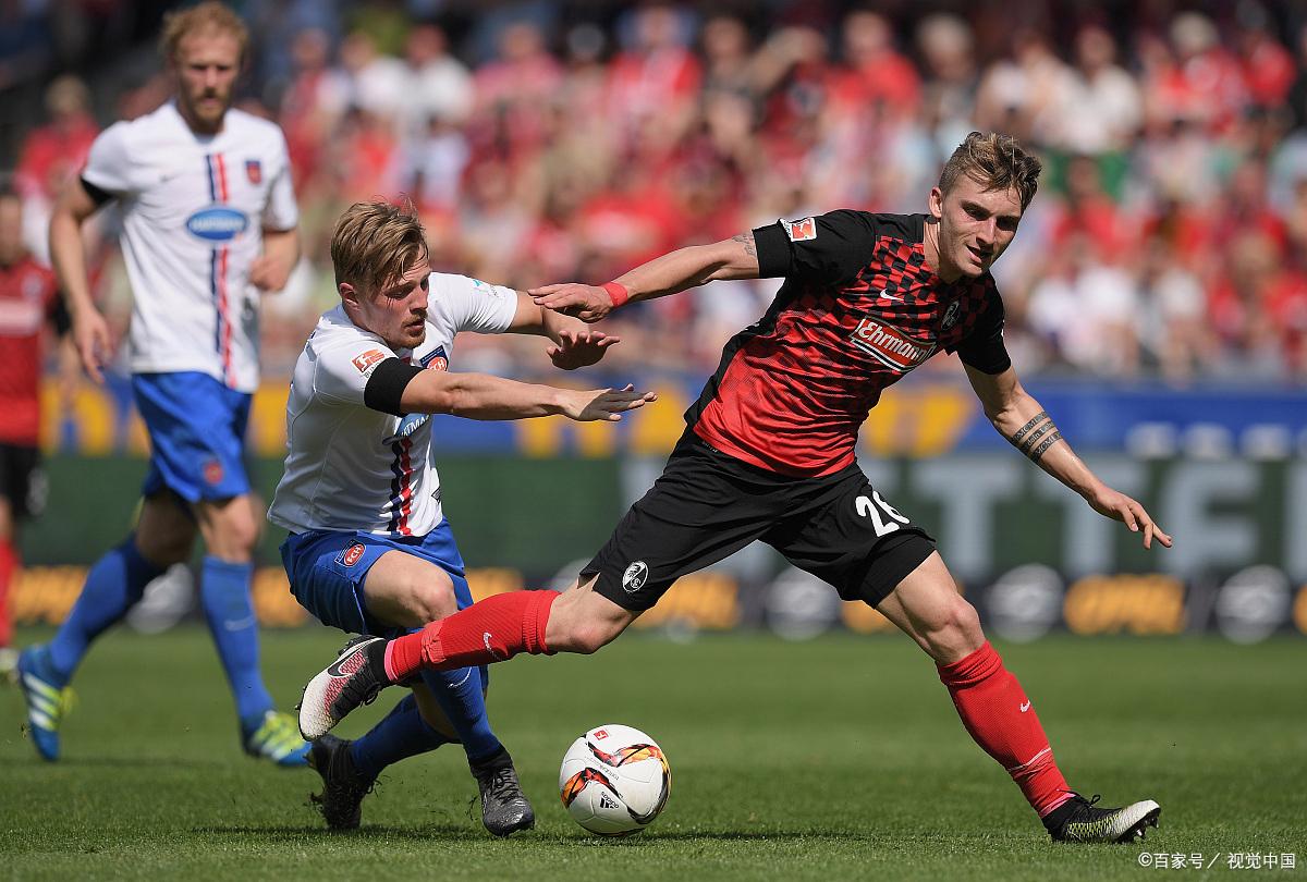 奥格斯堡击败对手，实现惊人逆转