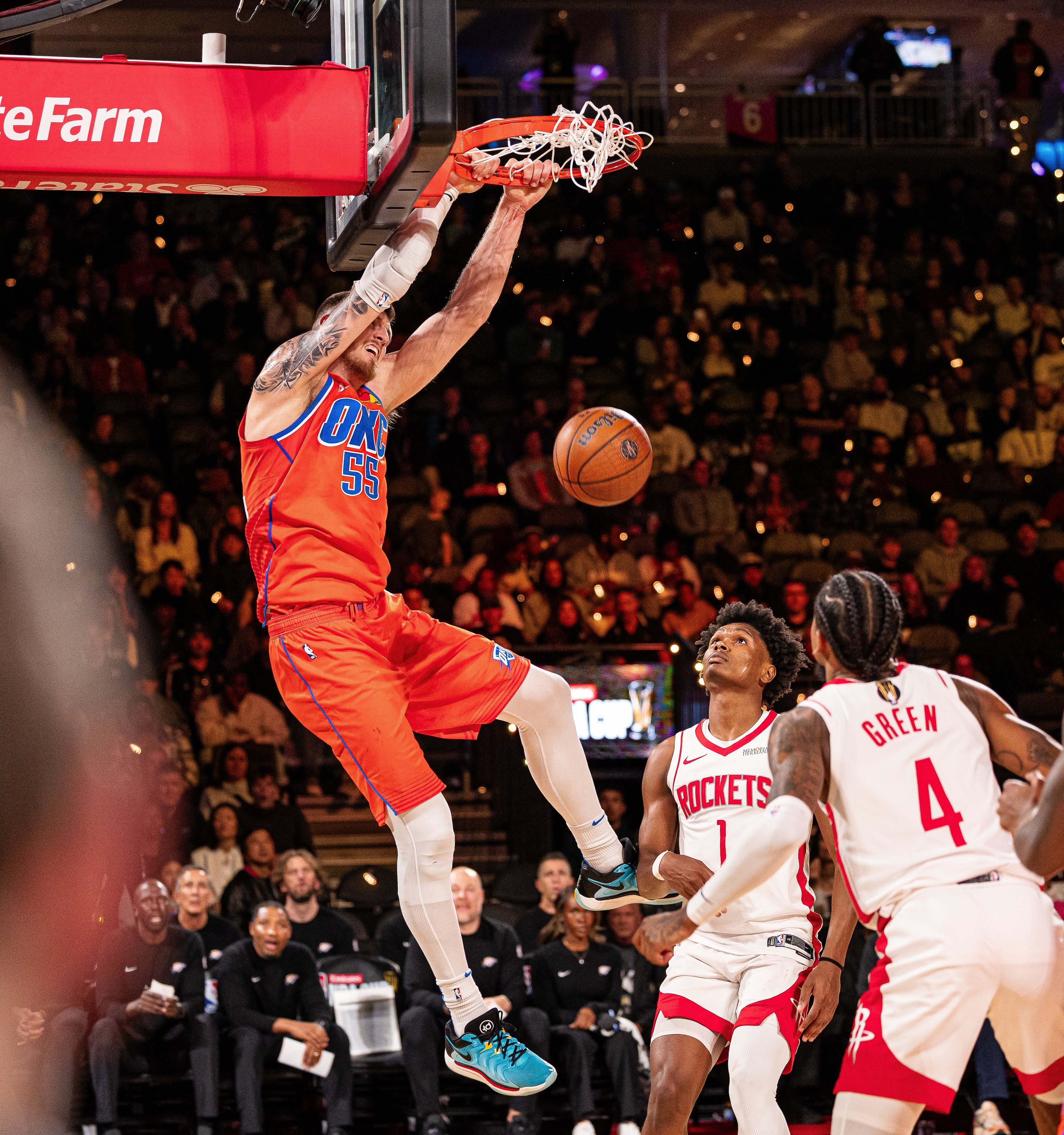 熊猫直播官网-包含火箭战胜掘金夺取连胜，哈登愈加不可阻挡的词条